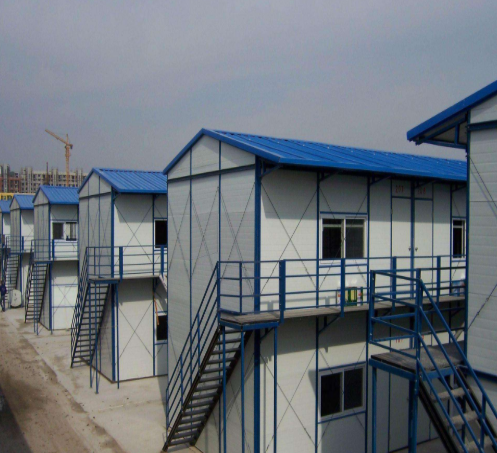活動(dòng)房大家都不陌生，那么大家是否了解活動(dòng)房對(duì)建造環(huán)境都有哪些條件嗎?下面詳細(xì)為大家介紹：